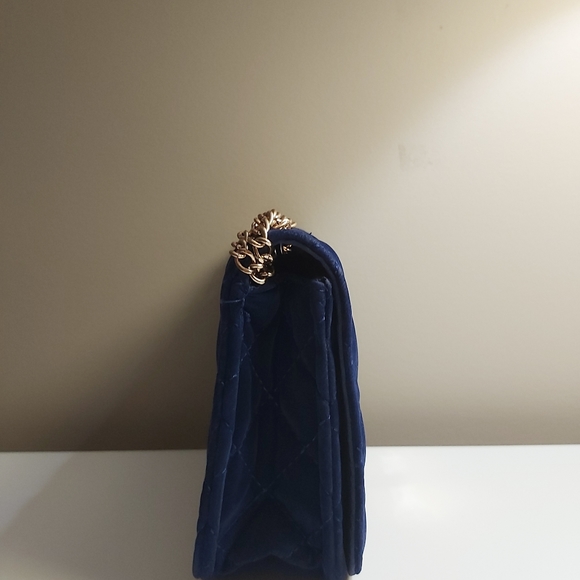 Retro style royal blue handbag - Picture 4 of 9